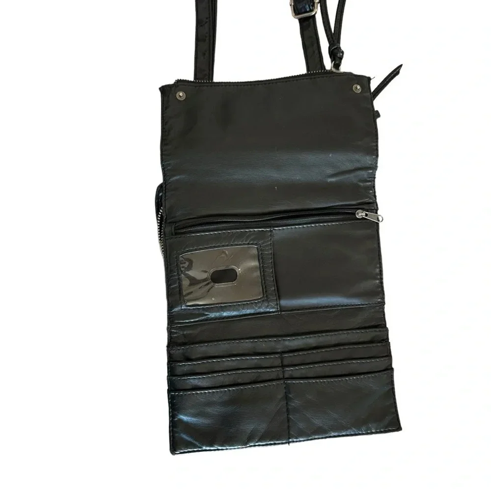Vintage Mossimo black crossbody bag, foldable with lots of pockets
